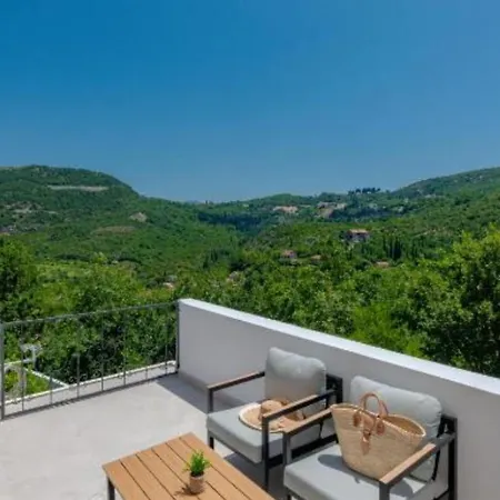 Villa Eden Dubrovnik - Six Bedroom Sumet