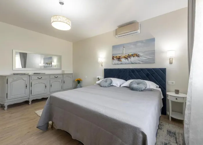 Eden Dubrovnik - Six Bedroom Villa *