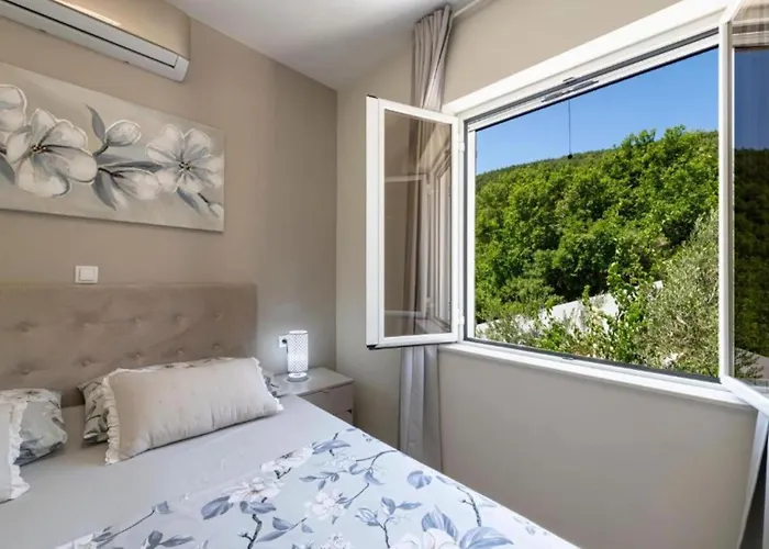 Eden - Six Bedroom Villa Dubrovnik